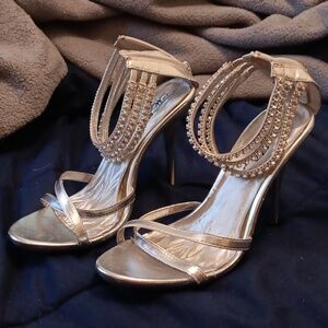 Wild rise high heels size 10